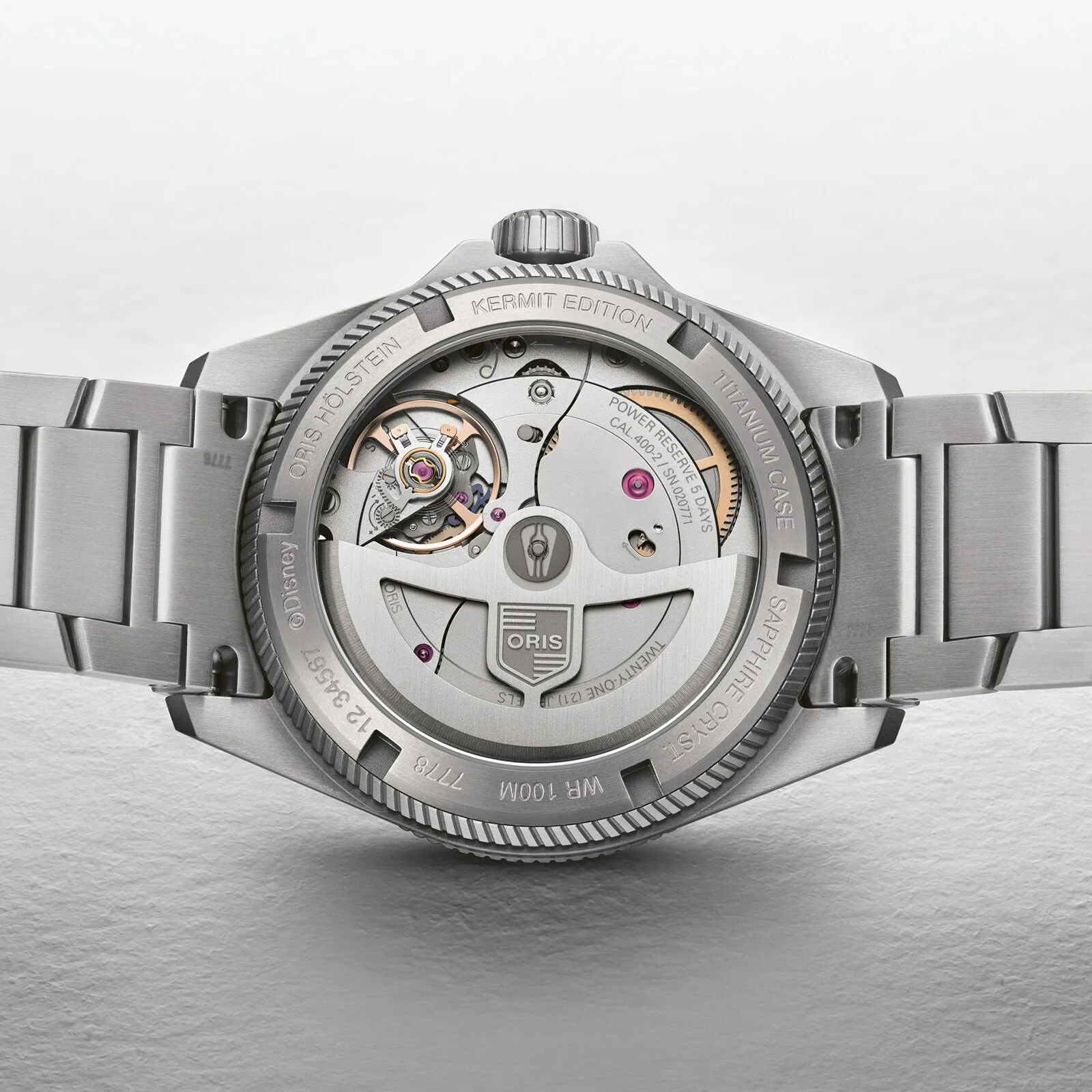 ProPilot X Kermit Edition | 39mm, Titanium, Green Dial - Image 3