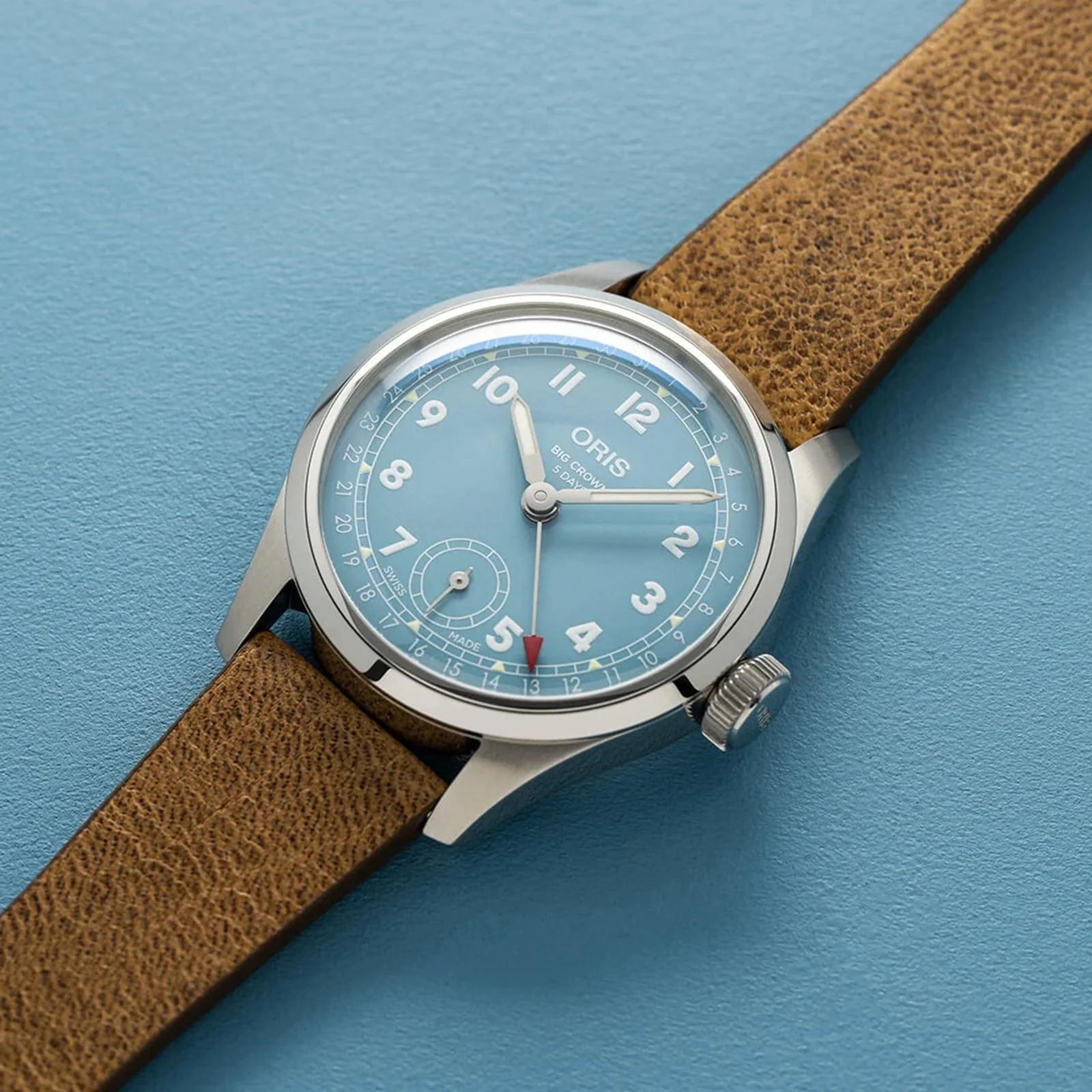 Big Crown Pointer Date Calibre 473 | 38mm, Steel, Deer, Blue Dial - Image 5