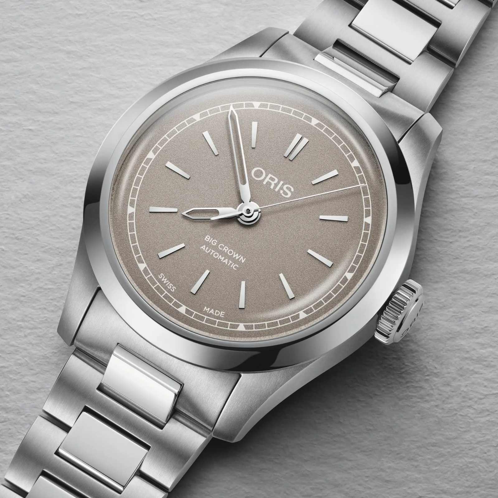 Big Crown | 34mm, Steel, Beige Dial - Image 2
