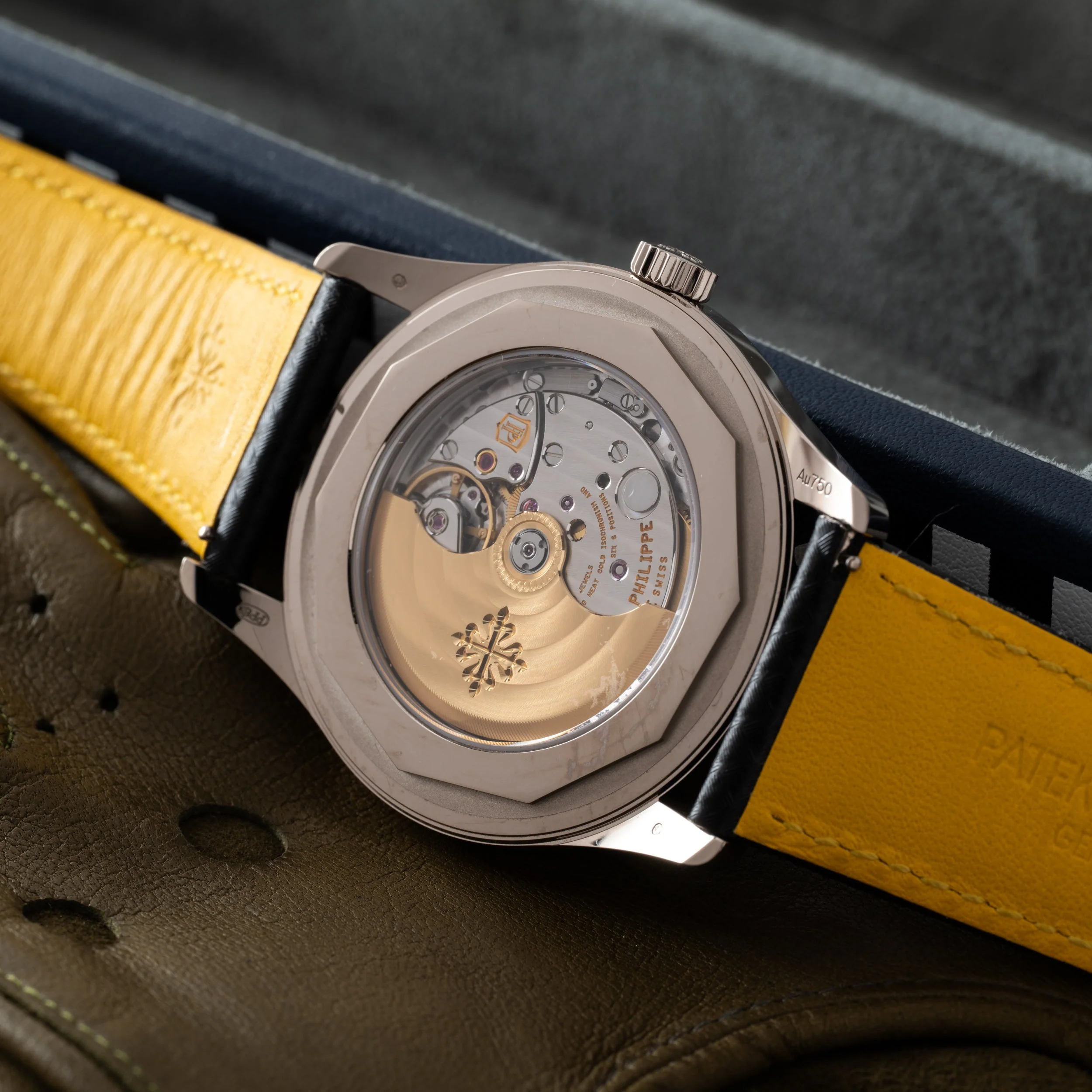 Patek Philippe Calatrava - Image 8