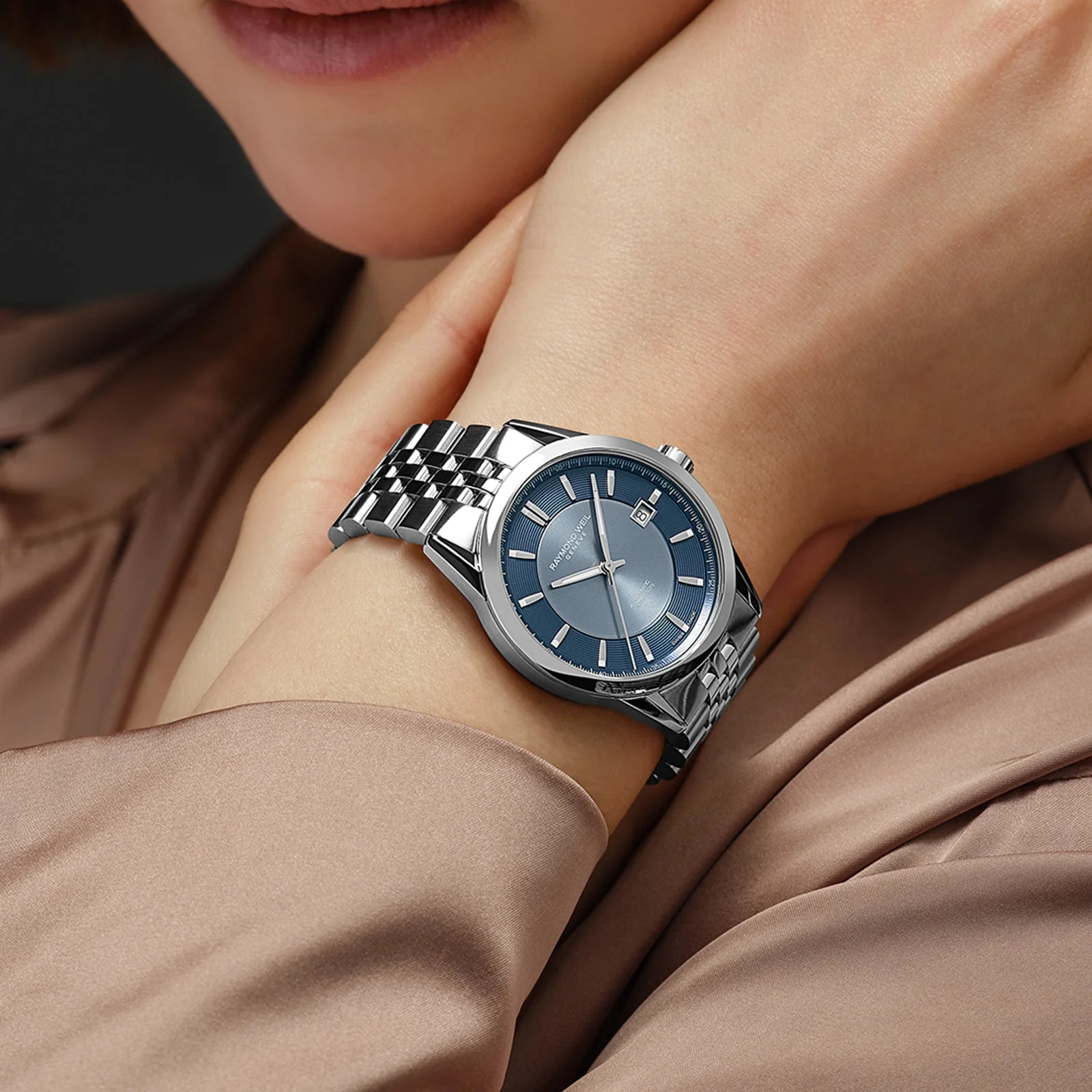 Freelancer Automatic Blue Dial | 38mm, Steel, Blue Dial - Image 6