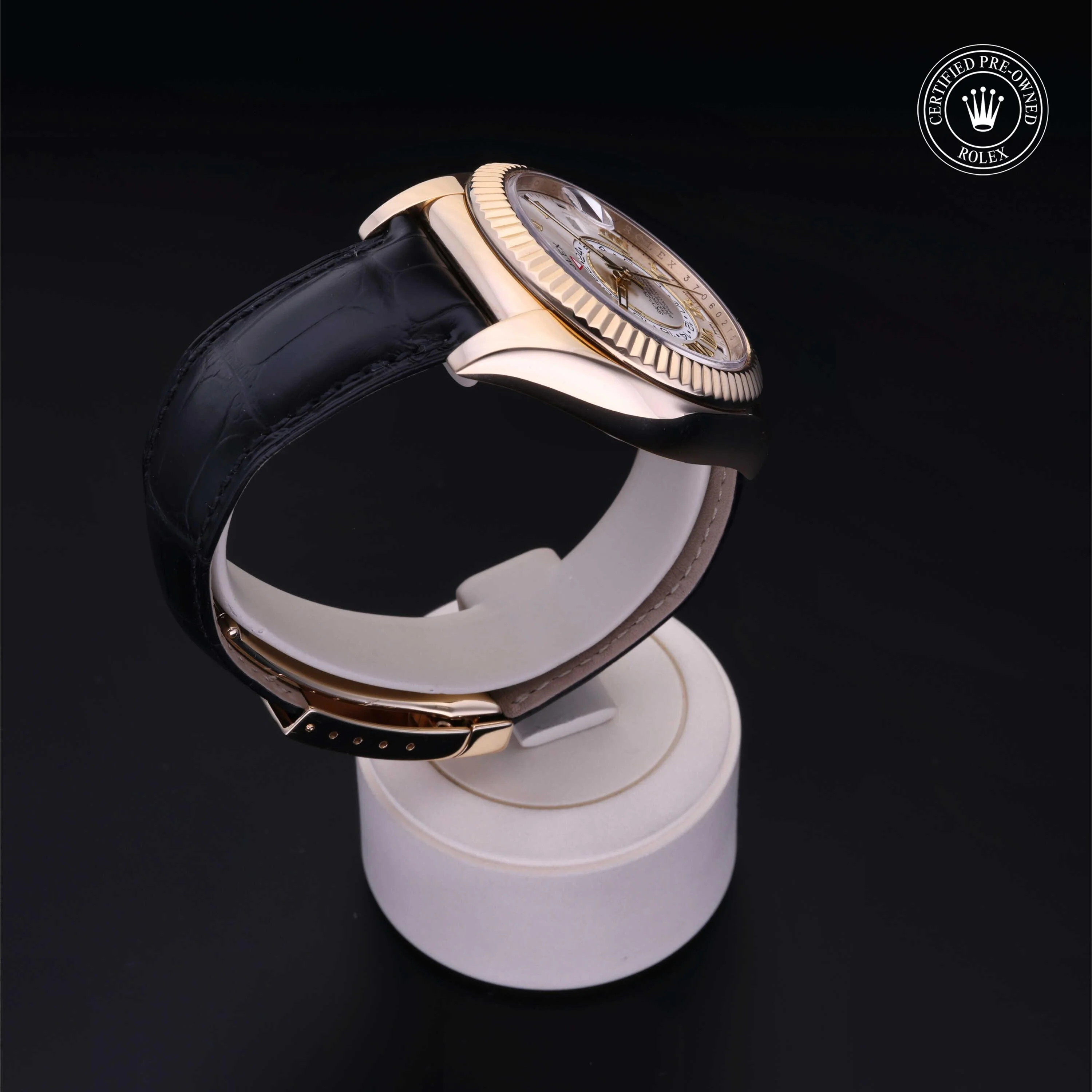 Sky-Dweller - Image 6