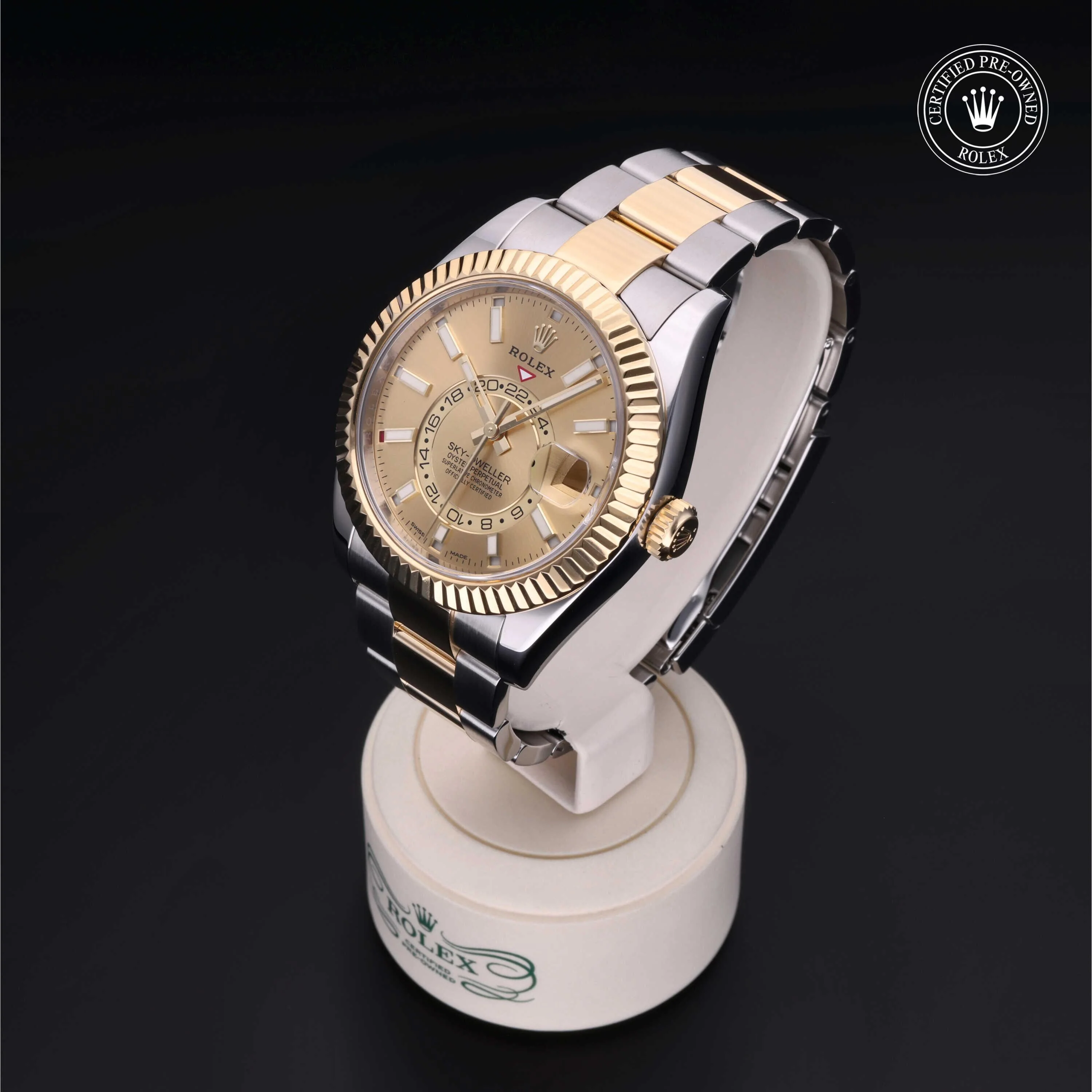 Sky-Dweller - Image 4