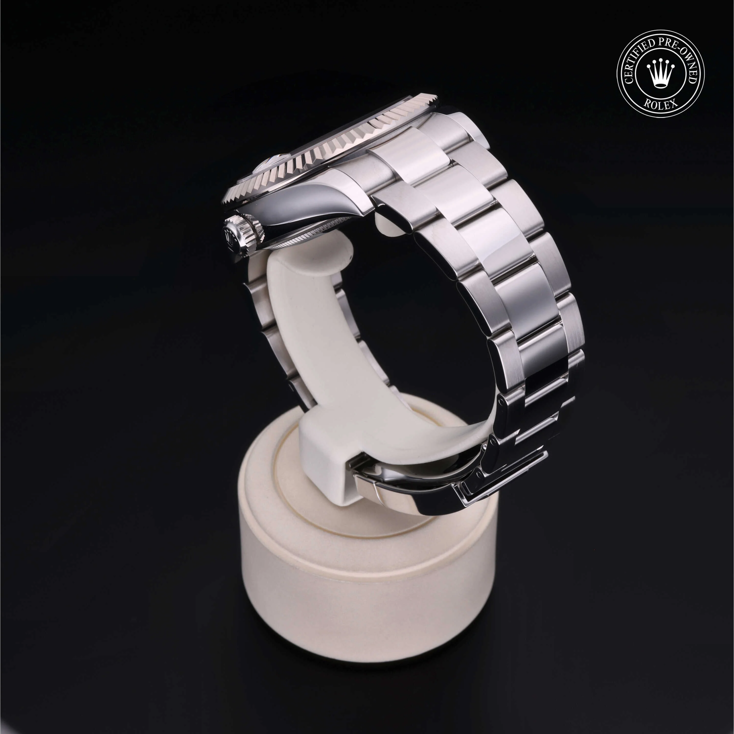 Sky-Dweller - Image 5