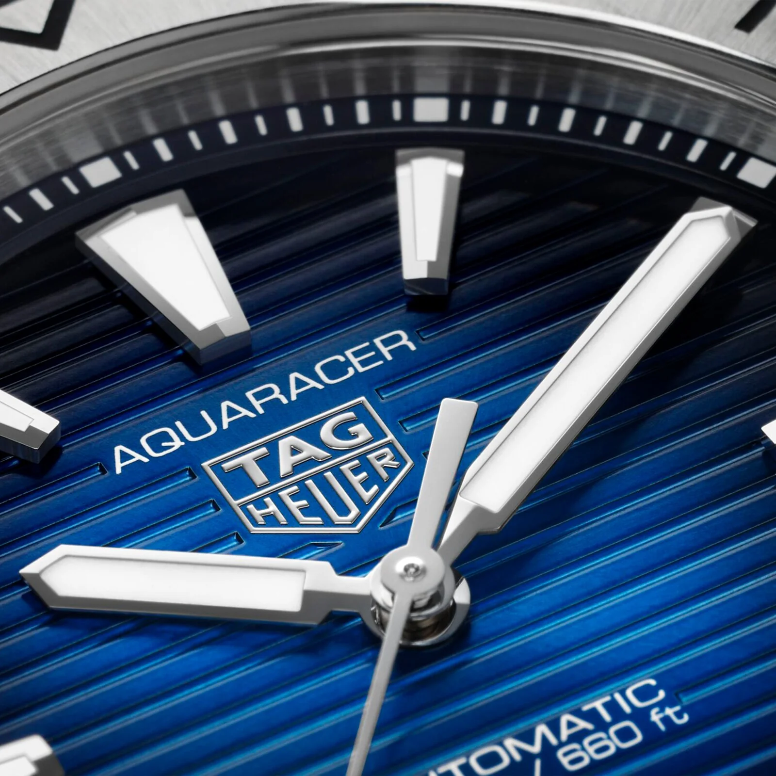 Aquaracer Professional 200 Date | 40mm, Steel, Blue Dial - Image 6