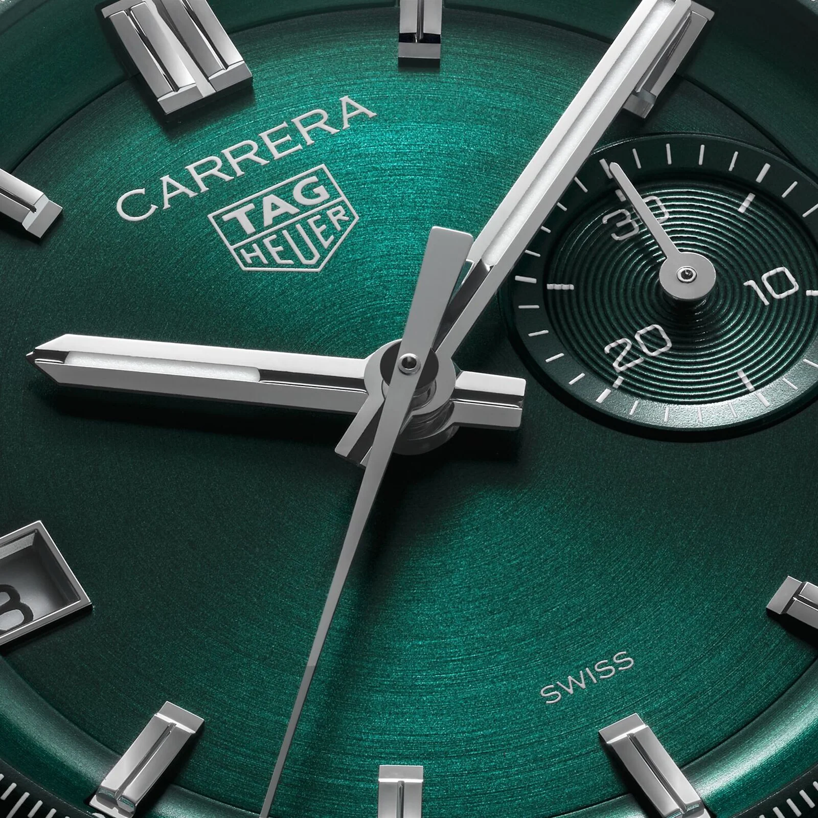 Carrera Chronograph | 39mm, Steel, Alligator Leather, Green Dial - Image 3
