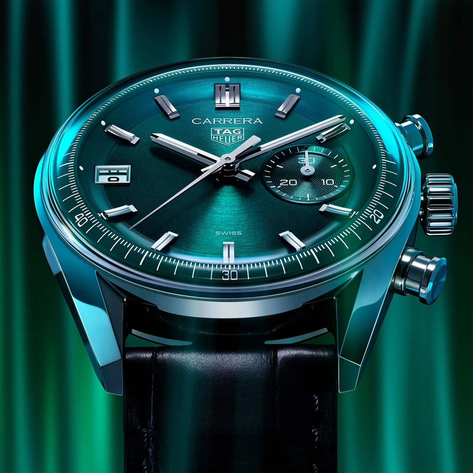 Carrera Chronograph | 39mm, Steel, Alligator Leather, Green Dial - Image 8