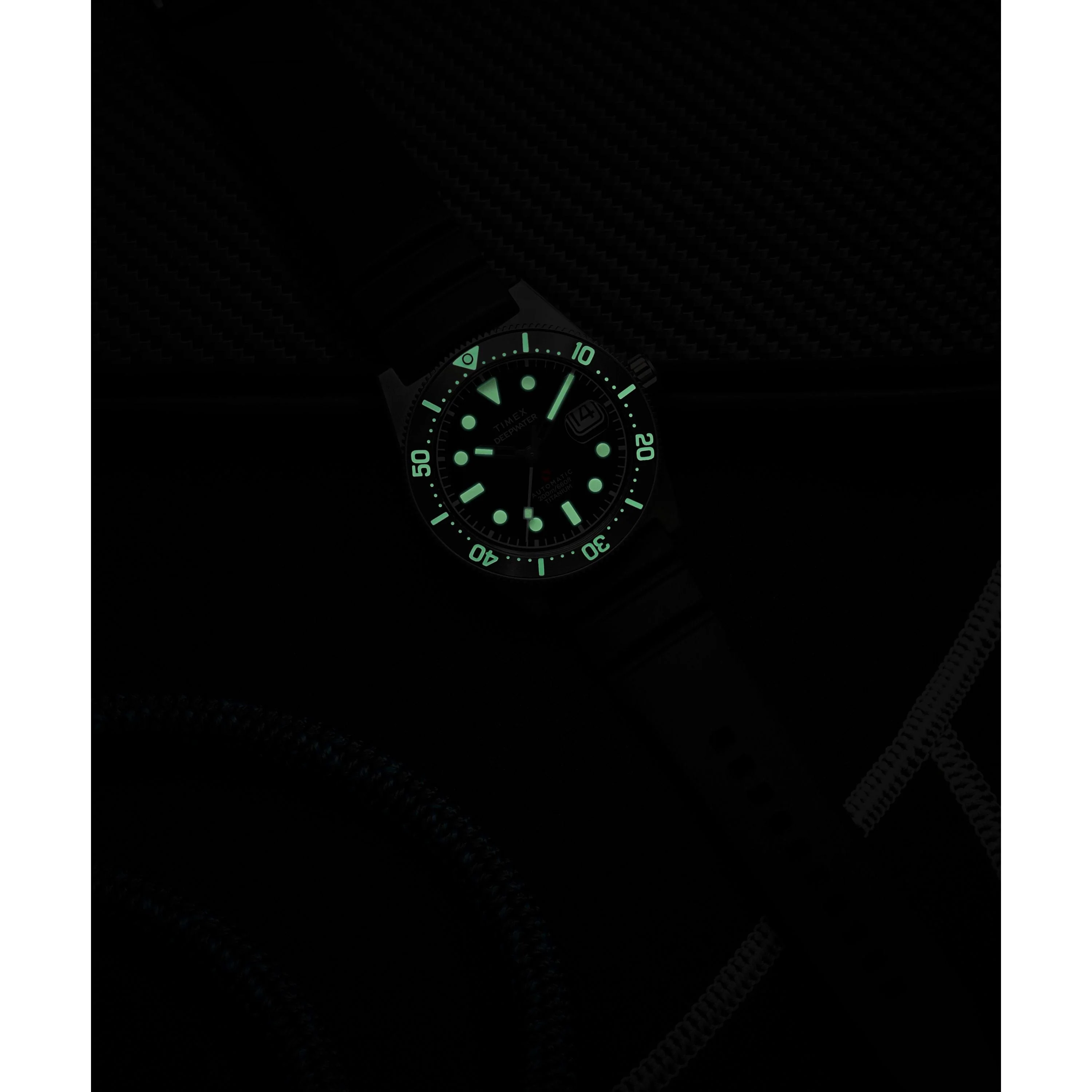 Deepwater Reef 200 Titanium Automatic | 41mm, Titanium, Rubber, Black Dial - Image 6