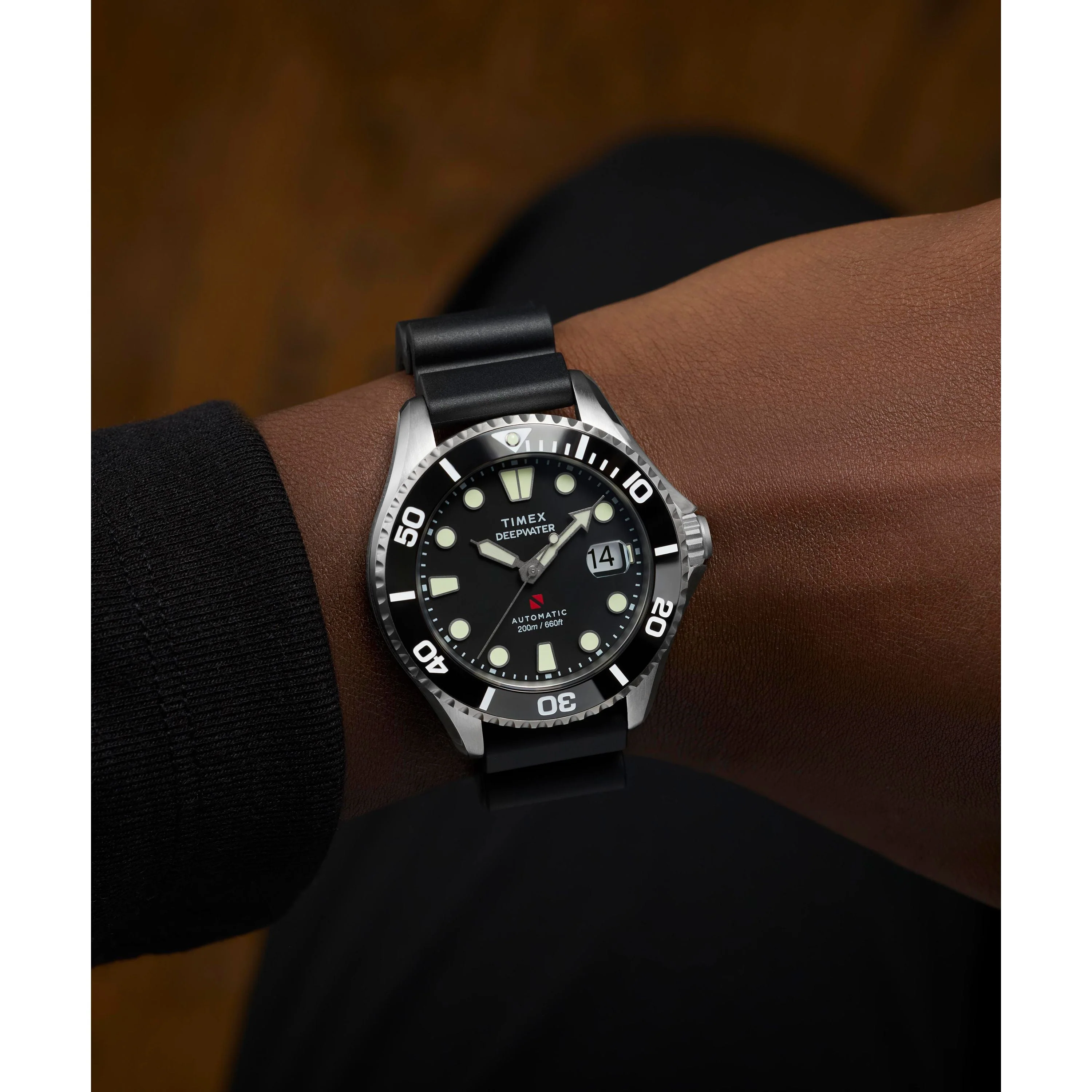 Deepwater Meridian 200 Automatic | 44mm, Steel, Rubber, Black Dial - Image 7