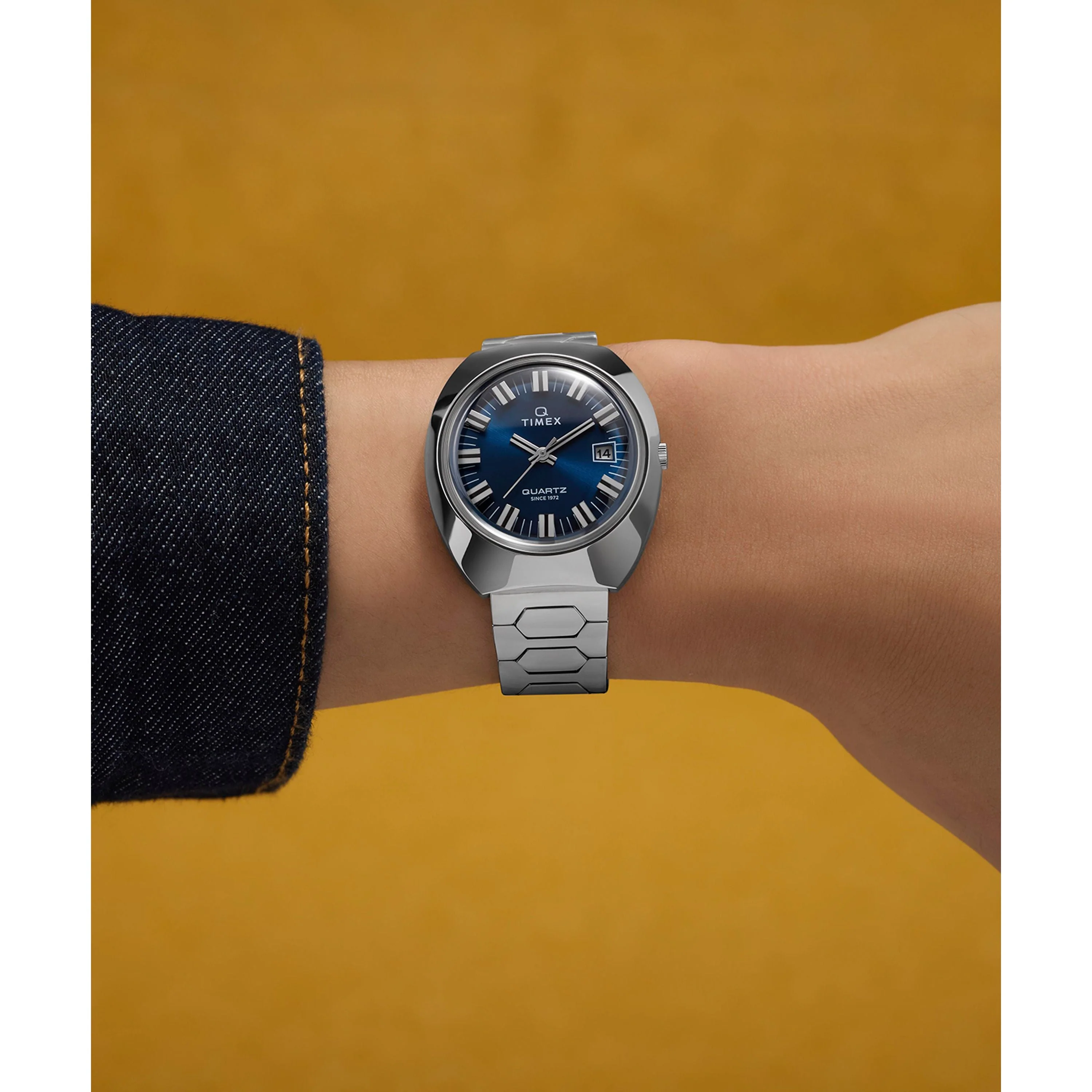 Q 1972 Time Machine Reissue | 39mm, Steel, Blue Dial - Image 7