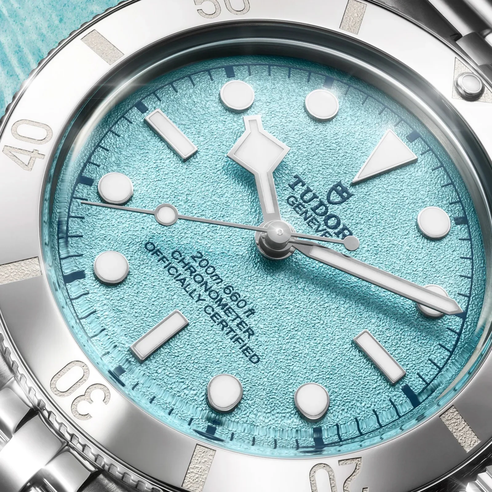 Black Bay 54 | 37mm, Steel, Ice Blue Dial - Image 4