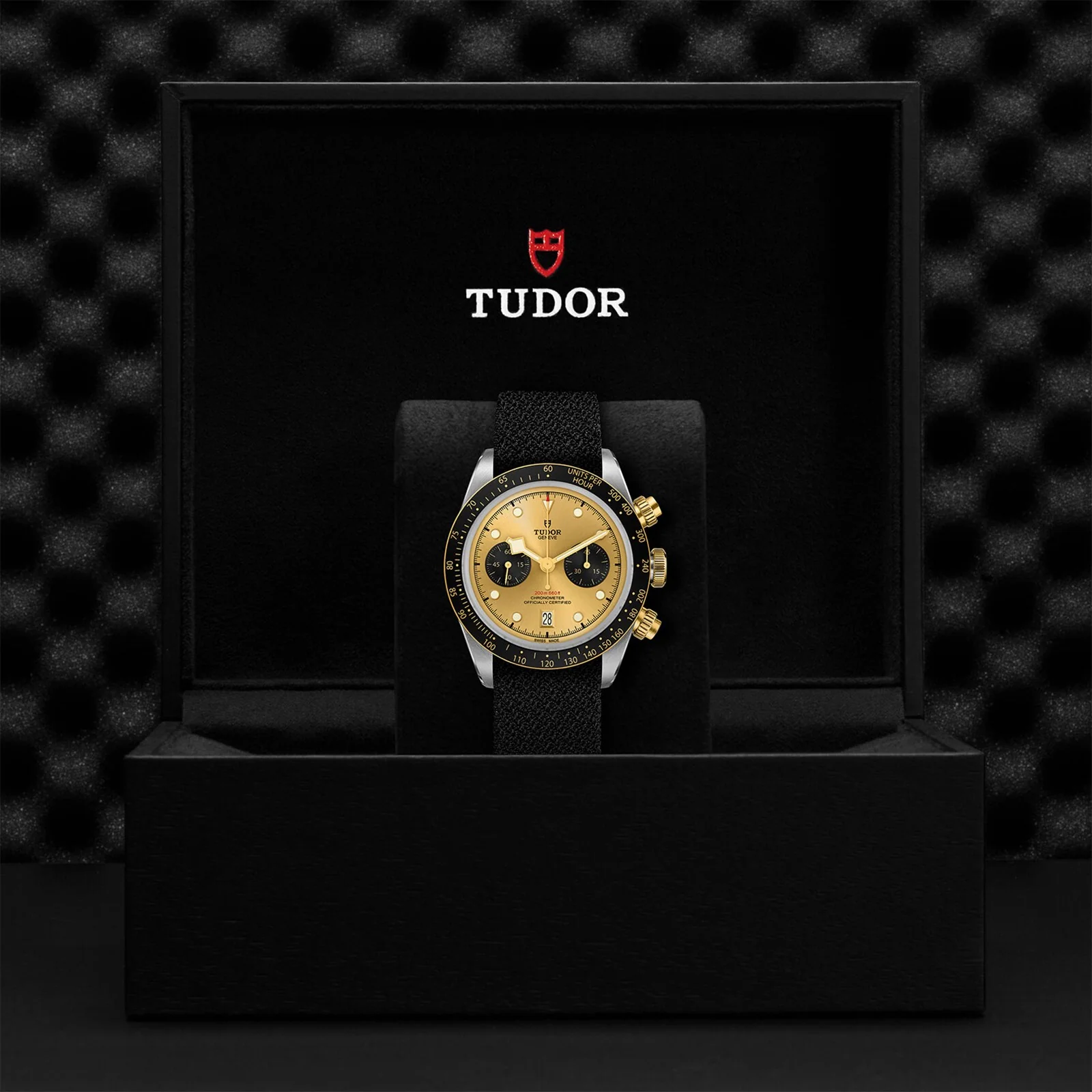 Black Bay Chrono S&G | 41mm, Two-Tone Steel & 18K Yellow Gold, Fabric, Champagne Dial - Image 5