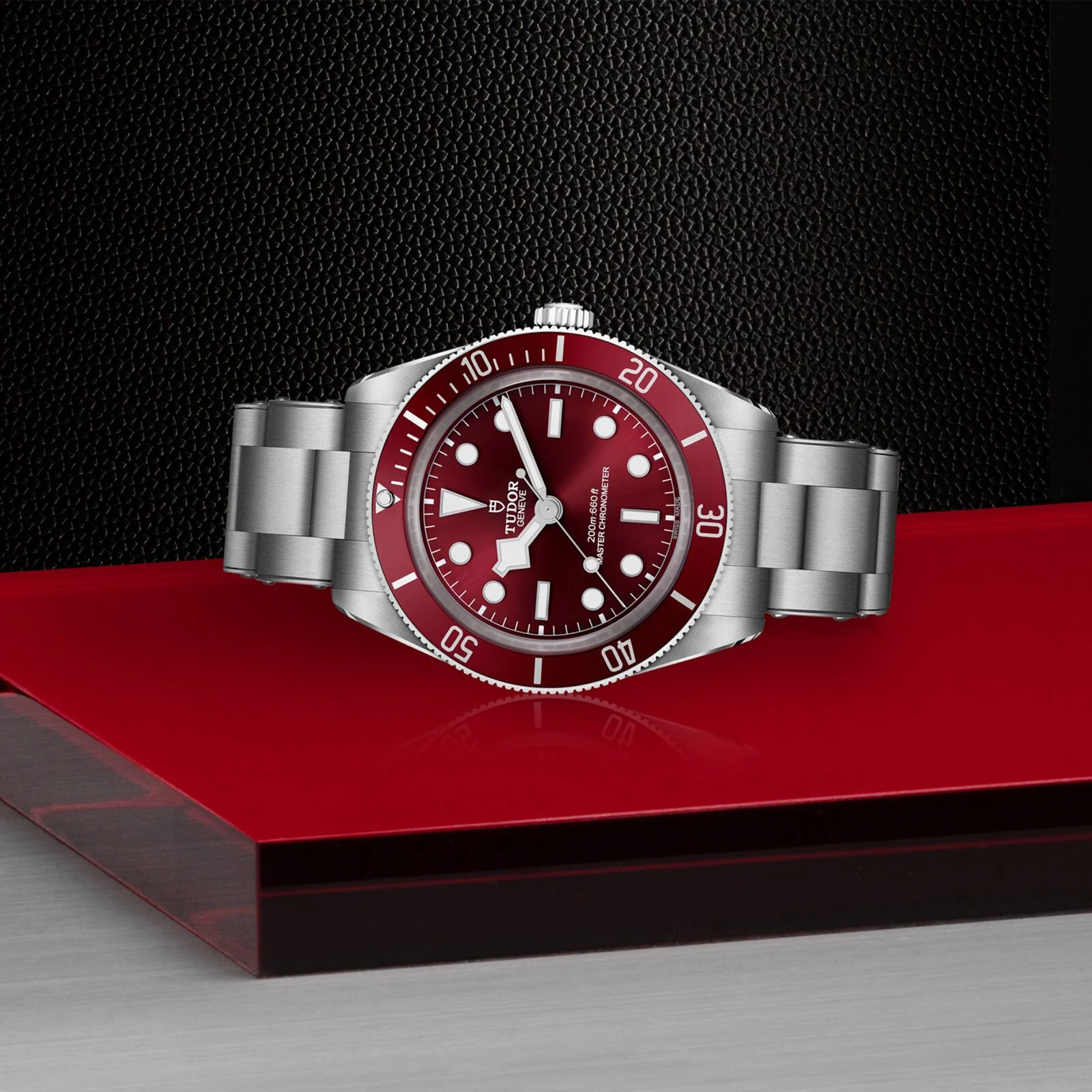 Black Bay 58 | 39mm, Steel, Burgundy Dial - Image 4