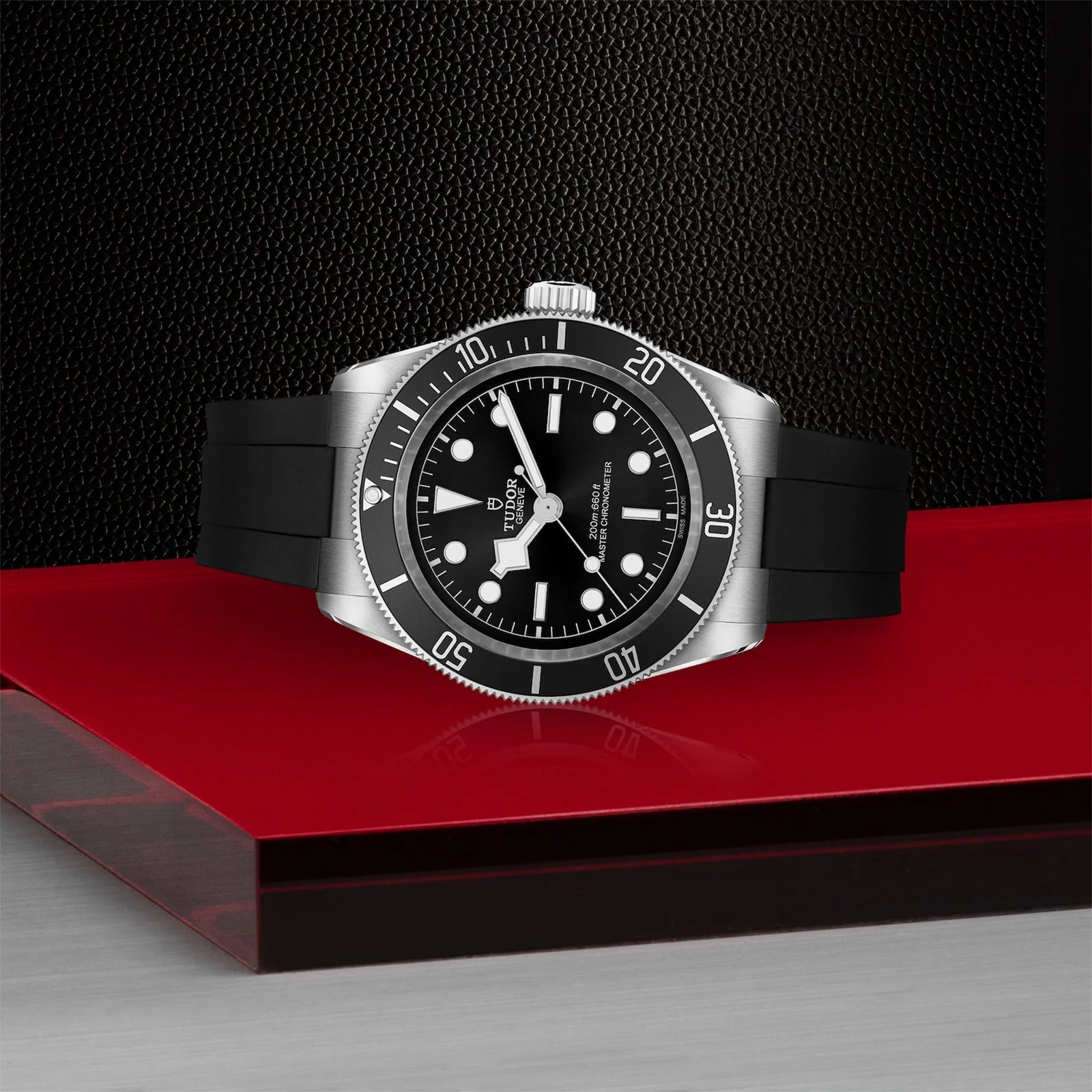 Black Bay | 41mm, Steel, Rubber, Black Dial, Black Bezel - Image 4