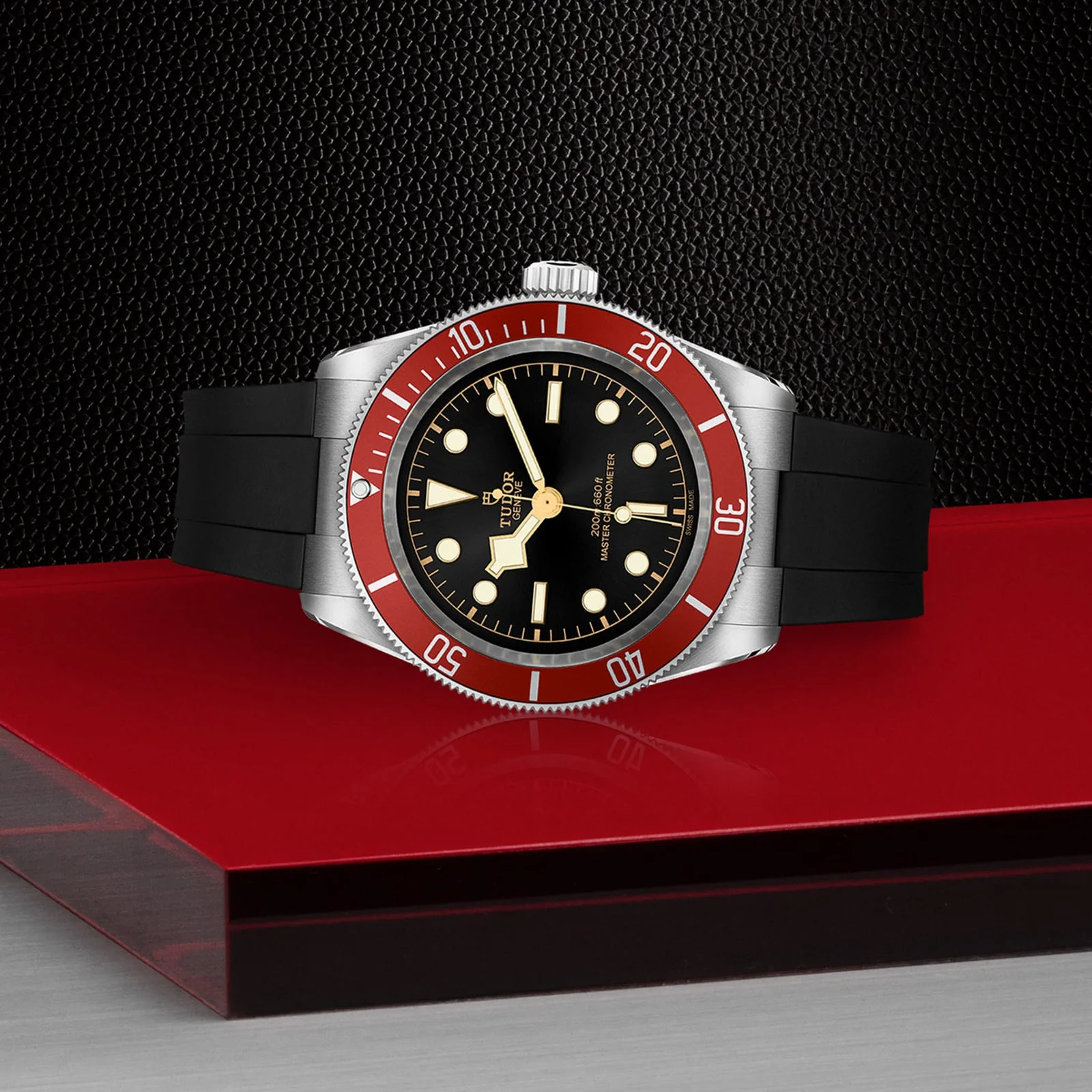Black Bay | 41mm, Steel, Rubber, Black Dial, Red Bezel - Image 3