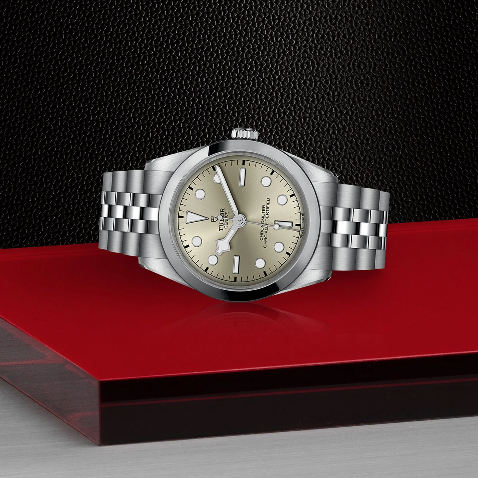 Black Bay One 36 | 36mm, Steel, Champagne Dial - Image 3