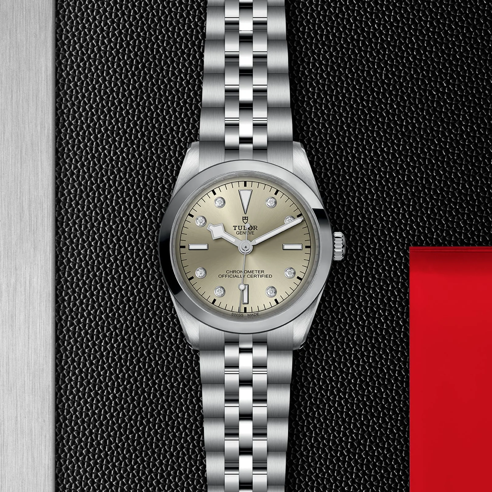 Black Bay One 36 | 36mm, Steel, Diamond Champagne Dial - Image 4