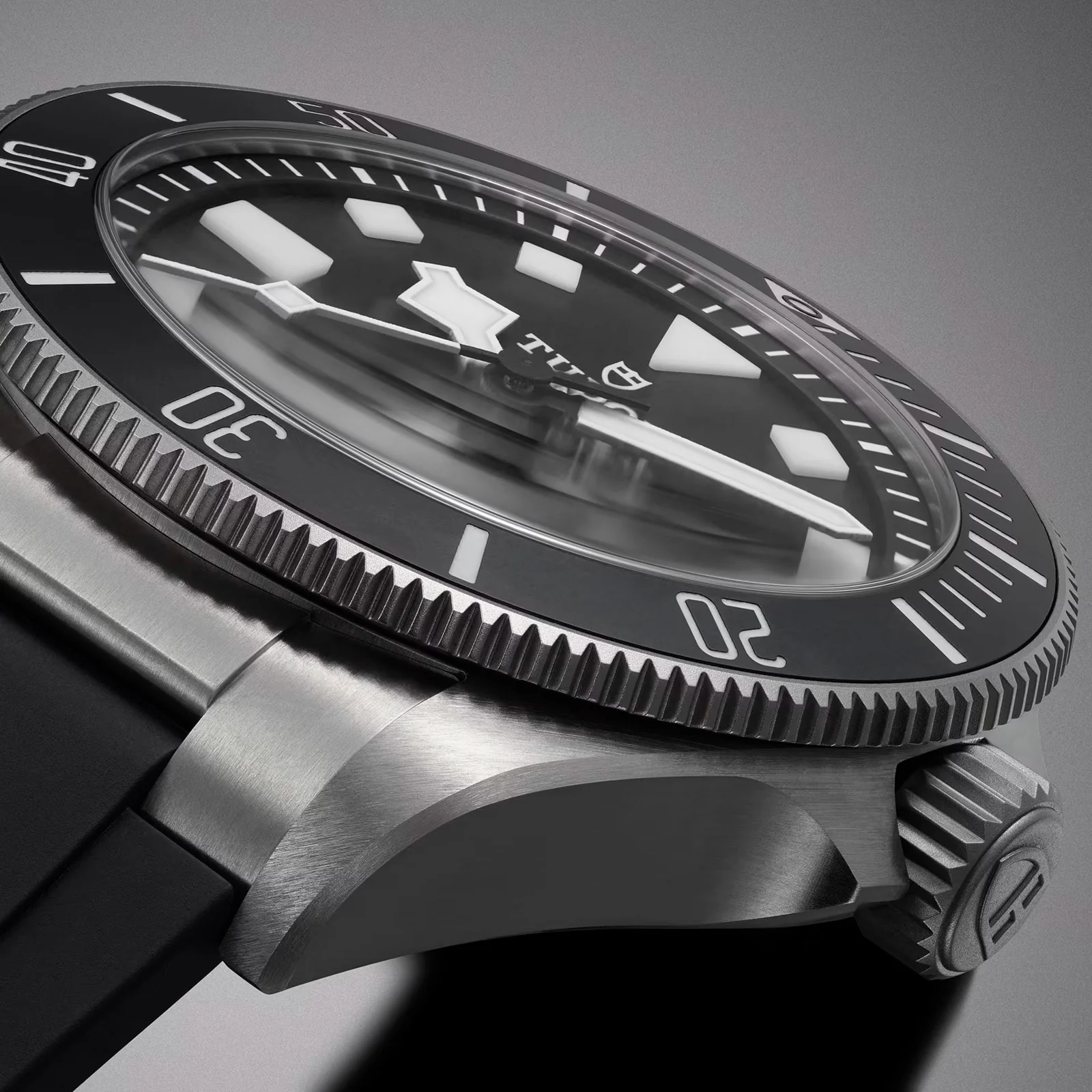 Pelagos Ultra | 43mm, Titanium, Black Dial - Image 6