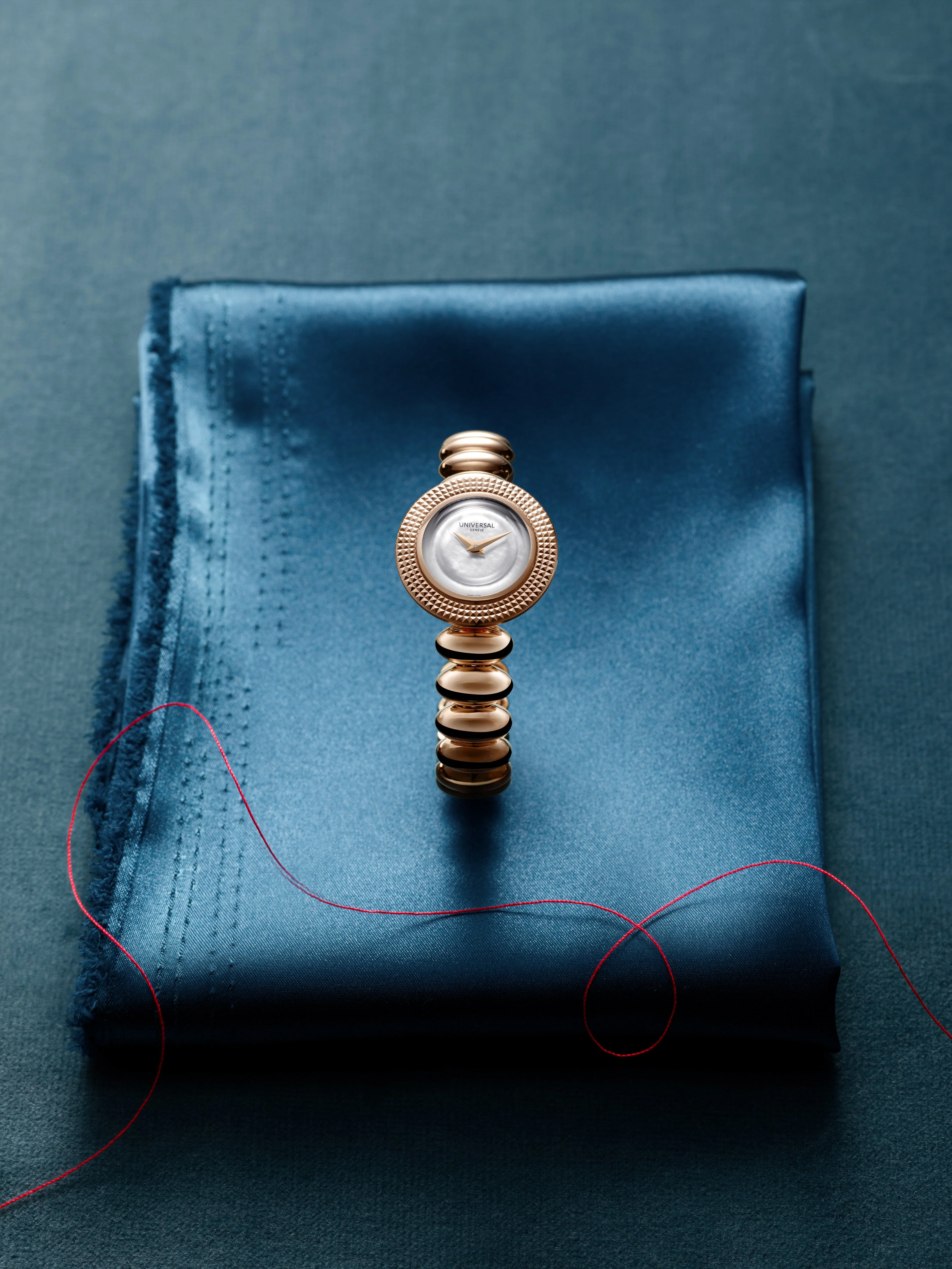 The Disco Mini | 28mm, 18K Rose Gold, White Mother of Pearl Dial - Image 3