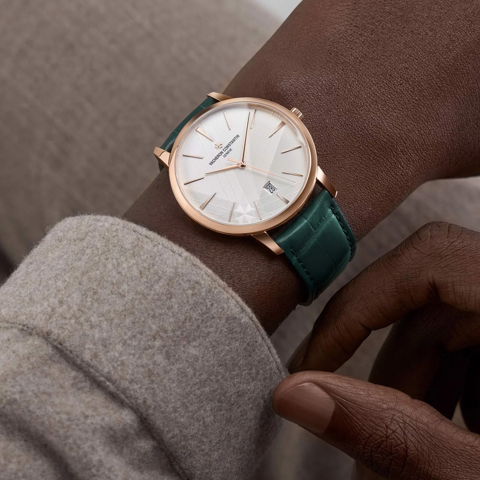 Patrimony Self-Winding | 40mm, 18K Rose Gold, Leather, Silver Dial - Image 5